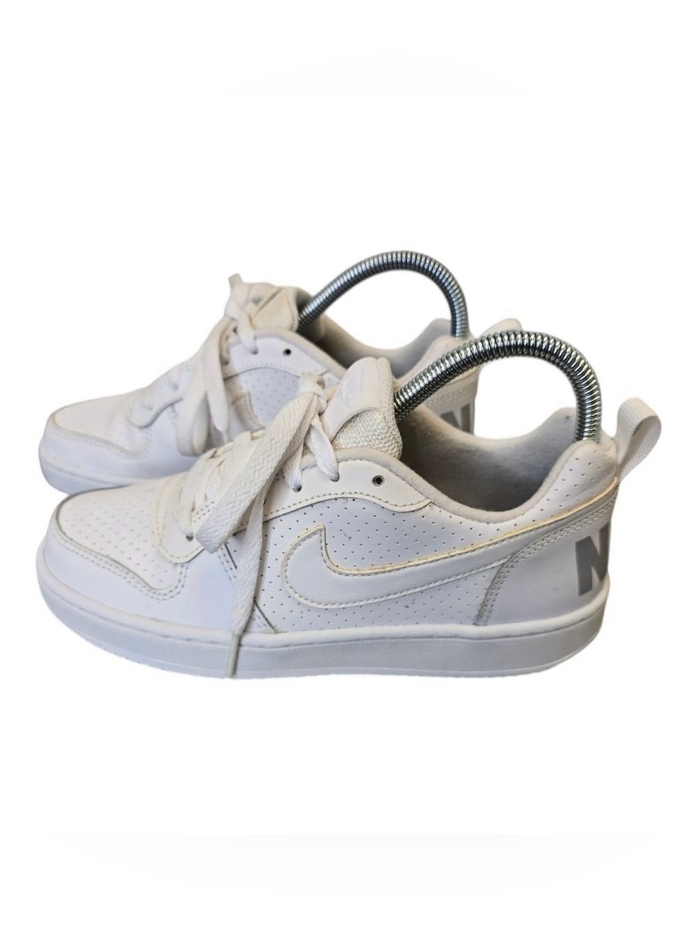 Nike Boys Kids 4Y Court Borough Low White Sneakers